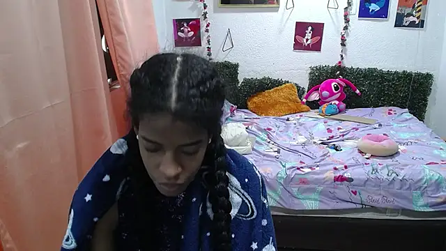 Snapshot of thianahorny chatting on 06-08-26, 12:49 thianahorny online show from 06-08-26, 12:49