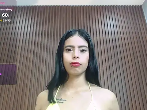 laura maite  online show from 12-21-25, 11:39