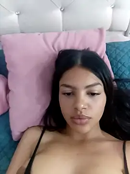 Snapshot of MeganHillss chatting on 11-08-25, 07:08 MeganHillss online show from 11-08-25, 07:08