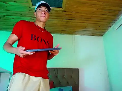 Snapshot of VeryHotGill chatting on 10-12-25, 01:48 VeryHotGill online show from 10-12-25, 01:48