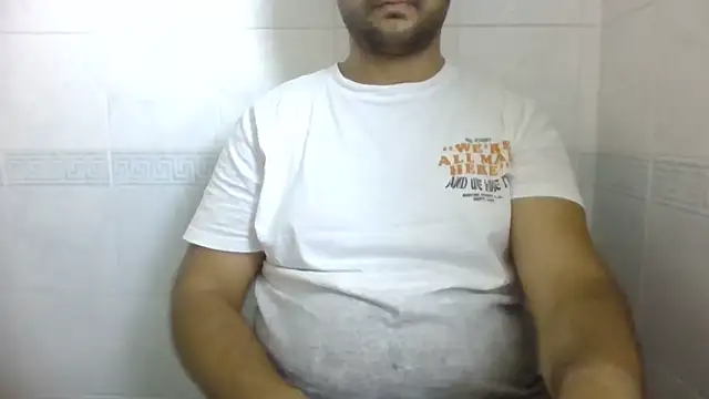 Snapshot of sci69 chatting on 06-19-26, 04:33 sci69 online show from 06-19-26, 04:33