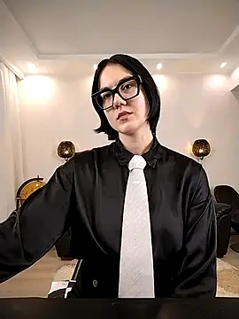 Marie Fitch online show from 11-13-25, 03:38