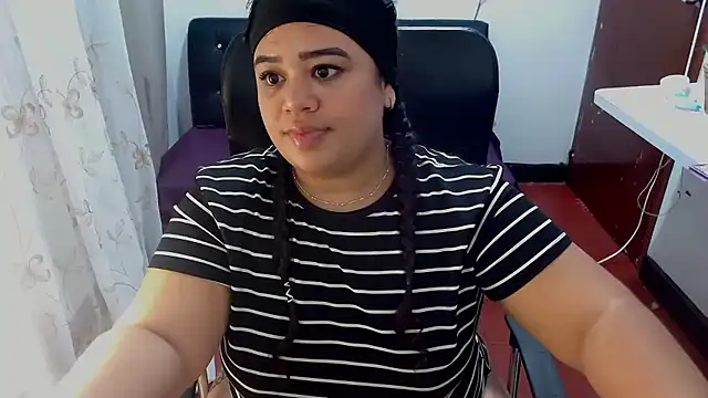 oliviia cute online show from 01-15-26, 07:35