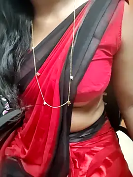 Snapshot of Tamilmallu-duskygirl03 chatting on 06-29-26, 07:25 Tamilmallu-duskygirl03 online show from 06-29-26, 07:25