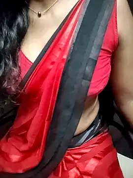 Snapshot of Tamilmallu-duskygirl03 chatting on 07-16-26, 05:19 Tamilmallu-duskygirl03 online show from 07-16-26, 05:19