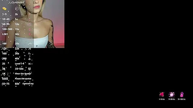 Snapshot of Ashleyroys_111 chatting on 06-10-26, 06:40 Ashleyroys 111 online show from 06-10-26, 06:40