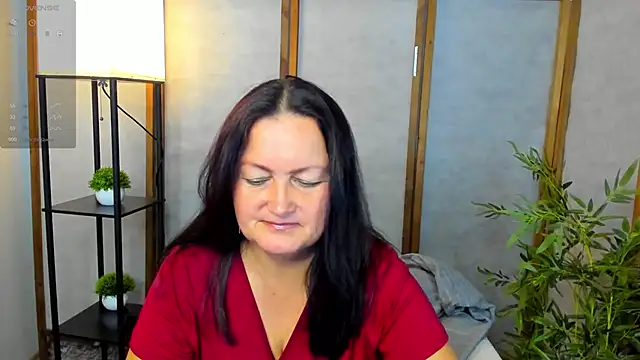 Snapshot of hottyannaa chatting on 10-16-25, 02:34 hottyannaa online show from 10-16-25, 02:34