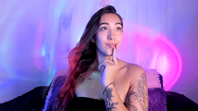 Snapshot of HeidyRousse chatting on 06-03-26, 12:46 HeidyRousse online show from 06-03-26, 12:46