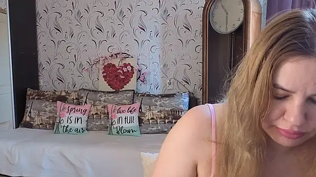 Snapshot of Passion-Blondy chatting on 06-26-26, 10:08 Passion-Blondy online show from 06-26-26, 10:08