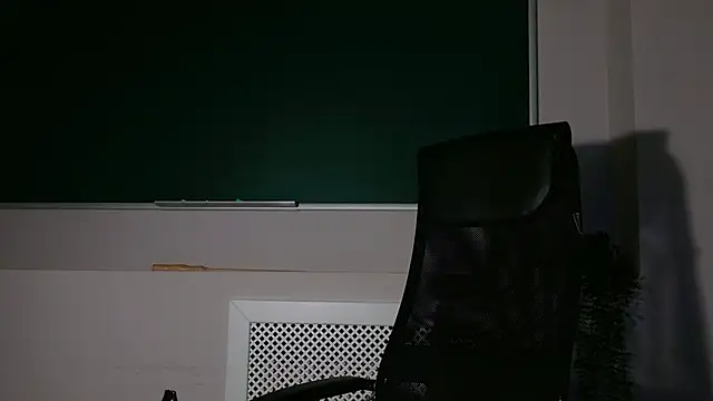 ClaireMathis online show from 03-28-26, 02:49