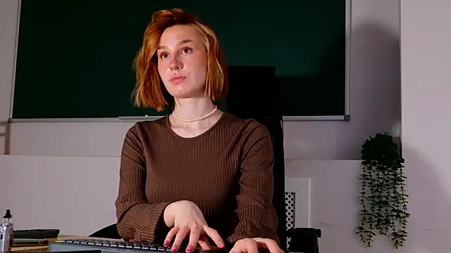 ClaireMathis online show from 05-11-26, 02:56