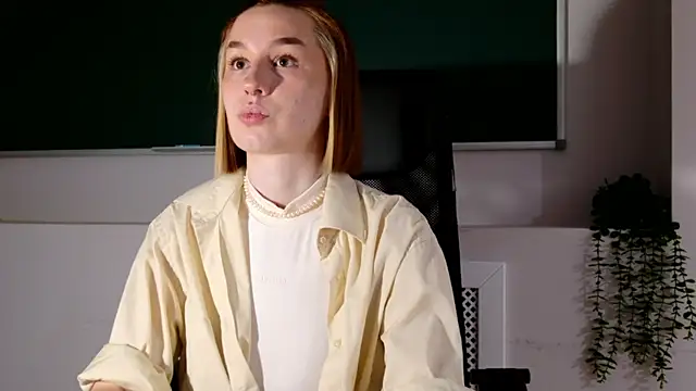 ClaireMathis online show from 05-14-26, 02:57