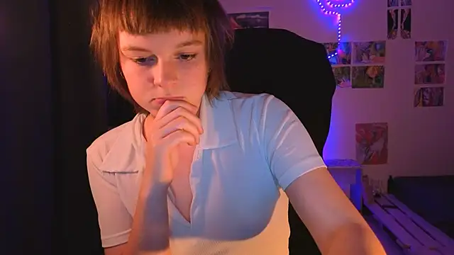 Snapshot of liquid0fluid0 chatting on 10-14-25, 07:25 liquid0fluid0 online show from 10-14-25, 07:25