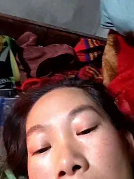 Snapshot of gio-thu chatting on 01-09-26, 03:53 gio-thu online show from 01-09-26, 03:53