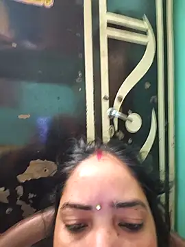 Snapshot of Ekta_bhabhi99 chatting on 10-15-25, 09:31 Ekta bhabhi99 online show from 10-15-25, 09:31