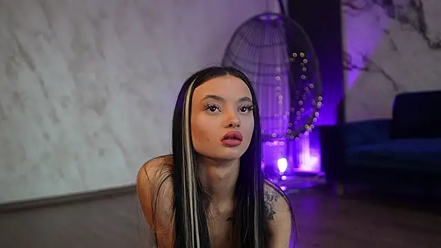 RachelRavee online show from 02-27-26, 05:18