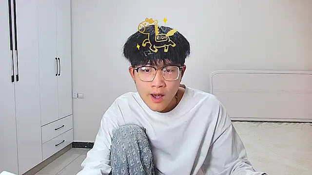 KK-cuteboy online show from 05-01-26, 11:26