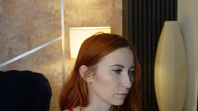 scarleteyes  online show from 01-12-26, 05:23