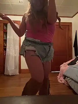 Snapshot of SugarMilkandHoney chatting on 11-14-25, 11:57 SugarMilkandHoney online show from 11-14-25, 11:57