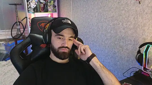 Nik Namee online show from 12-22-25, 12:07