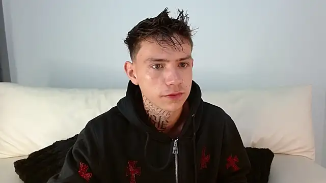 Snapshot of hot_teo_ chatting on 01-06-26, 11:03 hot teo online show from 01-06-26, 11:03