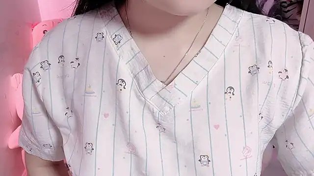 Snapshot of BeChinh_Lee chatting on 06-22-26, 05:15 BeChinh Lee online show from 06-22-26, 05:15