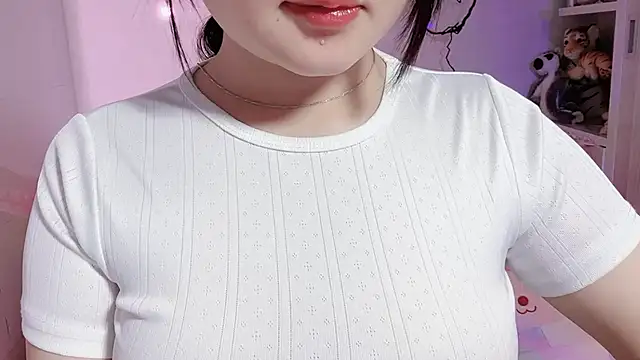 Snapshot of BeChinh_Lee chatting on 07-12-26, 05:53 BeChinh Lee online show from 07-12-26, 05:53
