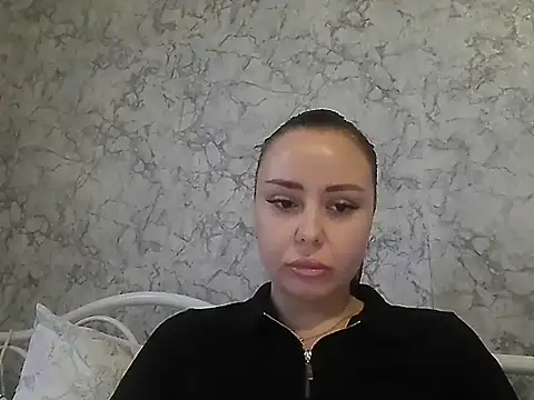 Snapshot of Qarivell chatting on 02-09-26, 09:24 Qarivell online show from 02-09-26, 09:24