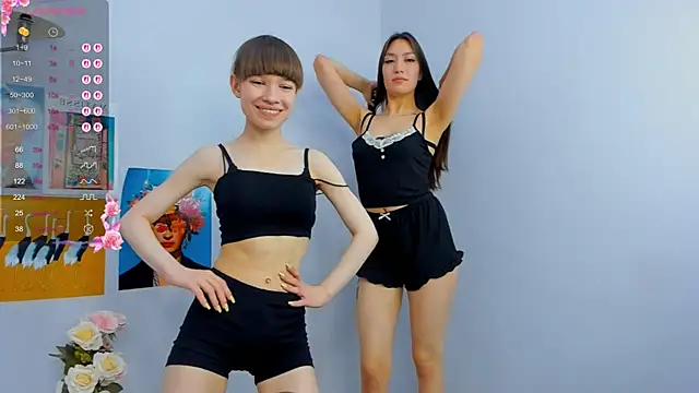 Snapshot of PearlMystic chatting on 10-26-25, 08:53 PearlMystic online show from 10-26-25, 08:53