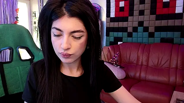 Snapshot of SinWolf_ chatting on 10-09-25, 08:01 SinWolf online show from 10-09-25, 08:01