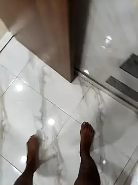 Snapshot of siddBus chatting on 10-16-25, 11:00 siddBus online show from 10-16-25, 11:00