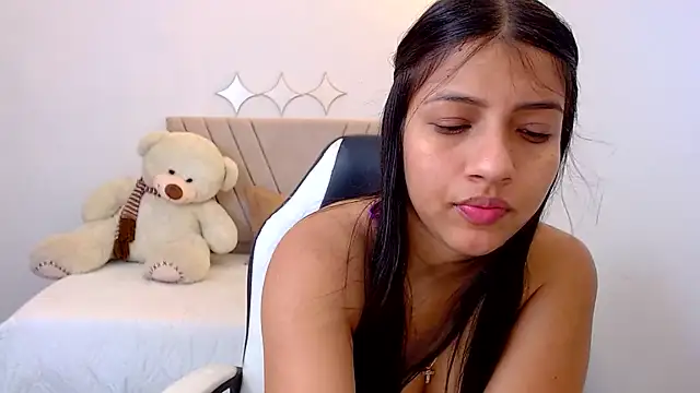 Snapshot of zara_cute chatting on 07-16-26, 12:22 zara cute online show from 07-16-26, 12:22