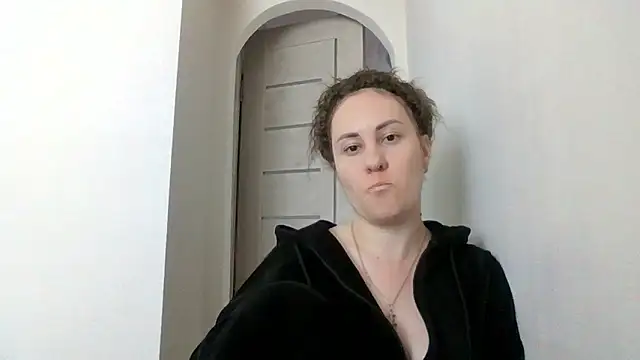 Snapshot of MeadowEyes chatting on 05-29-26, 07:50 MeadowEyes online show from 05-29-26, 07:50