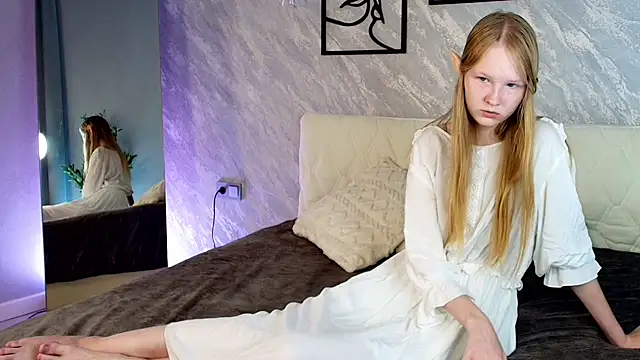 Snapshot of LiandraNelson chatting on 10-12-25, 06:12 LiandraNelson online show from 10-12-25, 06:12