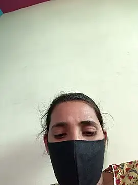 Snapshot of Royal_Shona chatting on 11-10-25, 10:03 Royal Shona online show from 11-10-25, 10:03