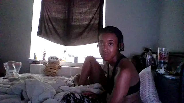 Snapshot of dezzidavill chatting on 06-23-26, 08:51 dezzidavill online show from 06-23-26, 08:51