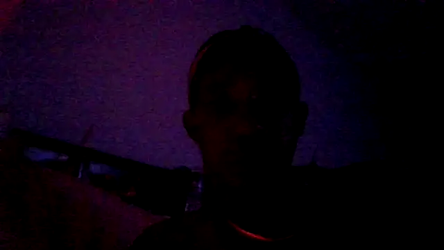 Snapshot of dezzidavill chatting on 07-18-26, 11:14 dezzidavill online show from 07-18-26, 11:14