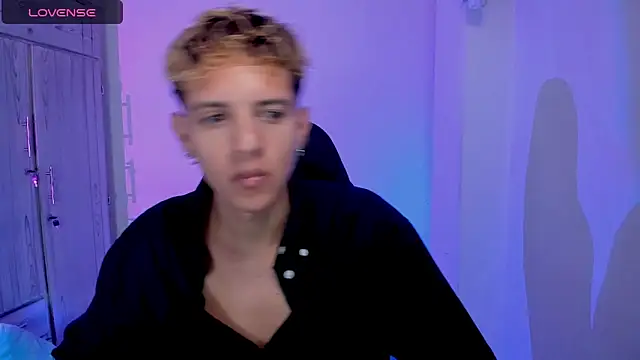 tylernova online show from 03-08-26, 03:43