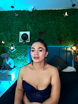 Kiaraa88 online show from 04-16-26, 09:39