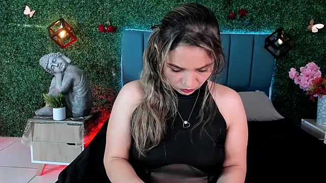 Kiaraa88 online show from 07-03-26, 08:37