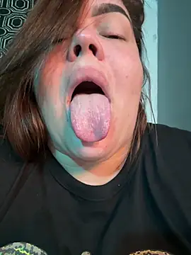 Fernandinhacarioca021rj online show from 04-10-26, 01:11