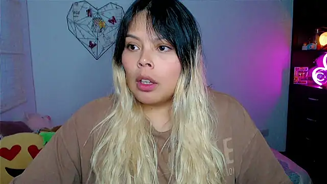 EllieMoonX online show from 04-15-26, 11:05