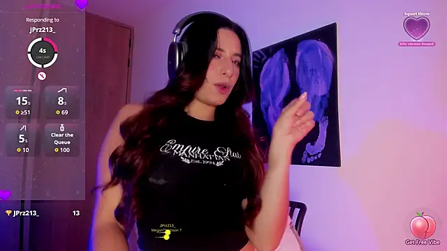 Snapshot of Meganthomson chatting on 11-11-25, 02:44 Meganthomson online show from 11-11-25, 02:44