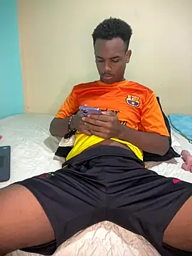 Snapshot of Dereck_jay chatting on 11-28-25, 08:11 Dereck jay online show from 11-28-25, 08:11