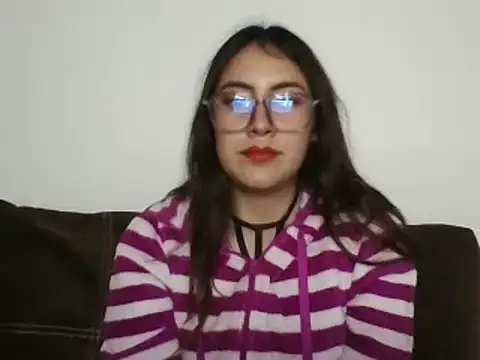 Snapshot of Mar_00c chatting on 10-13-25, 05:51 Mar 00c online show from 10-13-25, 05:51