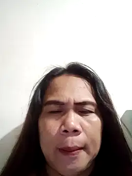 Snapshot of erma_joy chatting on 10-21-25, 03:40 erma joy online show from 10-21-25, 03:40