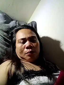 Snapshot of erma_joy chatting on 10-21-25, 08:09 erma joy online show from 10-21-25, 08:09