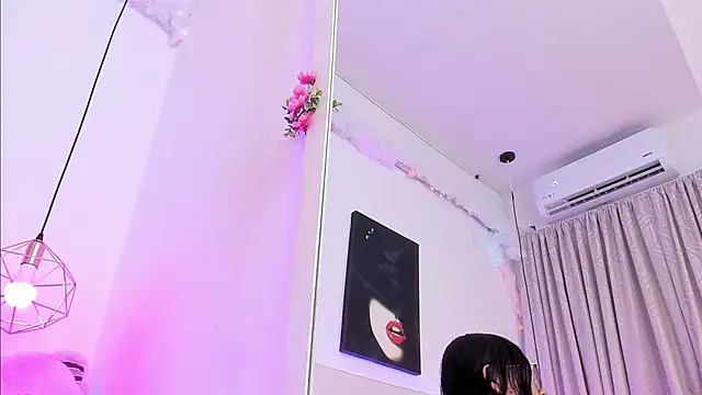 Nara Pink online show from 11-03-25, 08:43