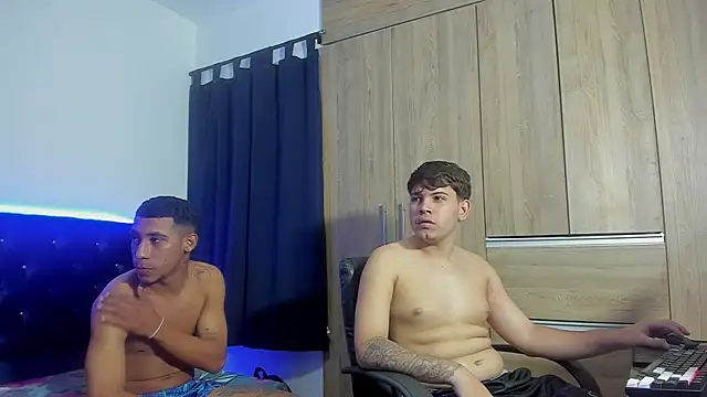 Snapshot of isaac_master77 chatting on 11-13-25, 03:38 isaac master77 online show from 11-13-25, 03:38