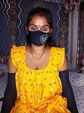 Snapshot of Sweet-Maddlina chatting on 11-03-25, 10:38 Sweet-Maddlina online show from 11-03-25, 10:38